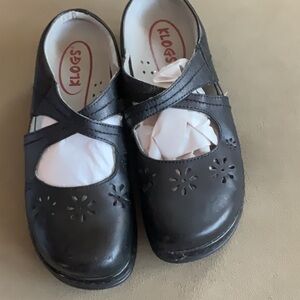 Black smooth leather Klogs